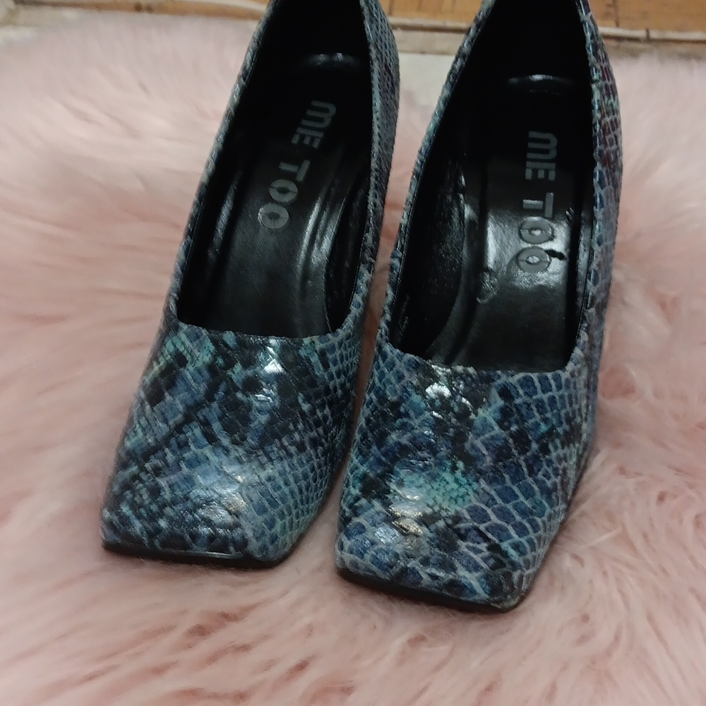 BRAND NEW ME TOO CROC LEATHER PUMPS-7